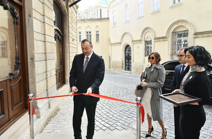  President Ilham Aliyev attended opening of Marionette Theatre 
